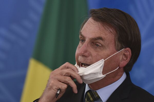 Covid-19 ở Brazil. Bolsonaro thay đổi lập trường về đại dịch sau khi ông dương tính với virus сorona? Covid-19 ở Brazil. Bolsonaro thay đổi lập trường về đại dịch sau khi ông dương tính với virus сorona? - Sputnik Việt Nam