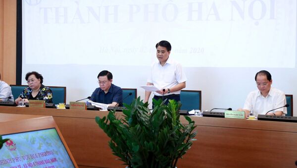 Chủ tịch Ủy ban nhân dân Thành phố Hà Nội Nguyễn Đức Chung phát biểu tại Hội nghị Chính phủ với địa phương tại điểm cầu Thành phố Hà Nội.  - Sputnik Việt Nam