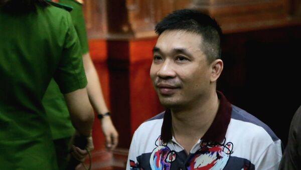 Bị cáo Văn Kính Dương, kẻ cầm đầu đường dây sản xuất ma túy lớn nhất nước bị tuyên phạt mức án tử hình. - Sputnik Việt Nam