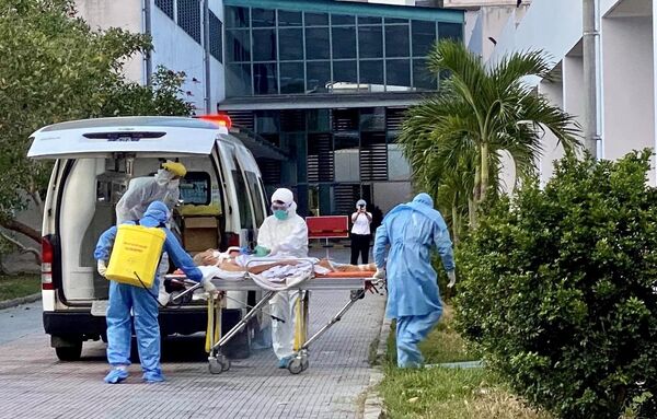Quân đội Việt Nam siết chặt biên giới, ca tử vong ở Đà Nẵng không nhiễm Covid-19 Quân đội Việt Nam siết chặt biên giới, ca tử vong ở Đà Nẵng không nhiễm Covid-19 - Sputnik Việt Nam