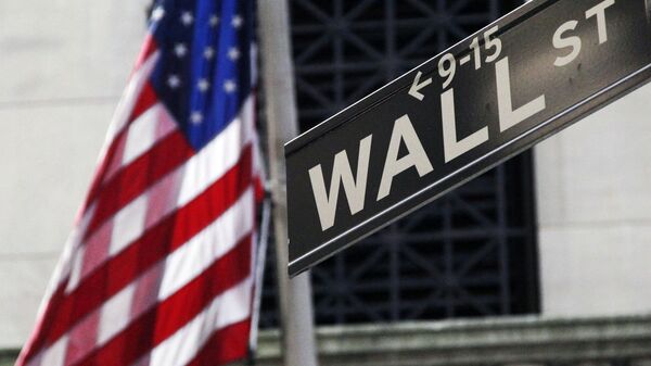 Cờ Mỹ trên Wall Street ở New York. - Sputnik Việt Nam