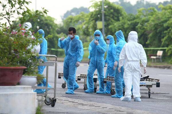 Thủ tướng Việt Nam kêu gọi bảo vệ bác sĩ giữa tâm dịch Covid-19 Thủ tướng Việt Nam kêu gọi bảo vệ bác sĩ giữa tâm dịch Covid-19 - Sputnik Việt Nam