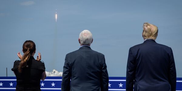 Trump nhận công về mình khi NASA và Lực lượng Không gian Hoa Kỳ hồi sinh Trump nhận công về mình khi NASA và Lực lượng Không gian Hoa Kỳ hồi sinh - Sputnik Việt Nam