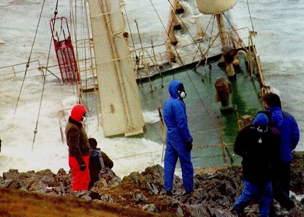 Tàu chở dầu Braer, bị chìm ngoài khơi Scotland năm 1993 - Sputnik Việt Nam