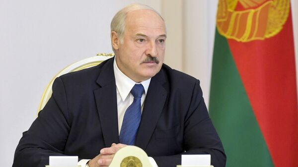 Tổng thống Belarus Alexander Lukashenko phát biểu tại Hội đồng Bảo an ở Minsk - Sputnik Việt Nam