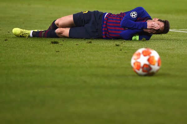 Cầu thủ Lionel Messi của FC Barcelona chấn thương - Sputnik Việt Nam