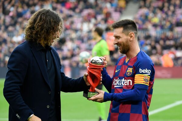 Lionel Messi giành giải Cầu thủ hay nhất trong tháng từ cựu cầu thủ Barcelona, Carles Pujol - Sputnik Việt Nam