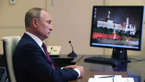 Tổng thống Nga V.Putin tham gia bài học mở toàn tiếng Nga Cần nhớ là phải biết - Sputnik Việt Nam