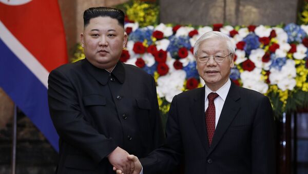 Tổng bí thư, Chủ tịch nước Nguyễn Phú Trọng và Kim Jong Un - Sputnik Việt Nam