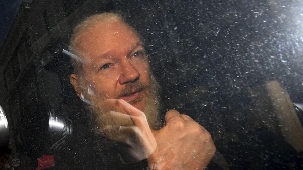 Người sáng lập WikiLeaks Julian Assange - Sputnik Việt Nam