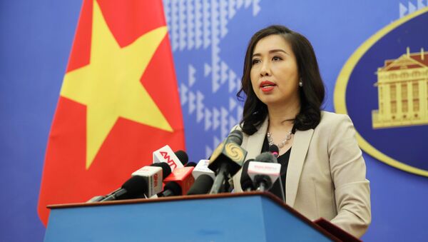 Người phát ngôn Bộ Ngoại giao Lê Thị Thu Hằng chủ trì họp báo thường kỳ tháng 9/2020. - Sputnik Việt Nam