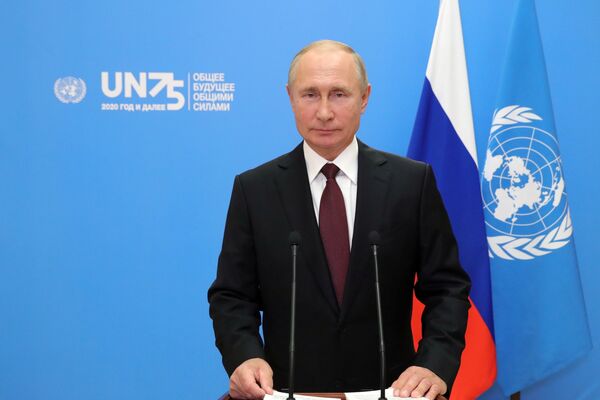 Tổng thống Nga Vladimir Putin phát biểu qua thông điệp video tại phiên họp thứ 75 của Đại hội đồng LHQ - Sputnik Việt Nam