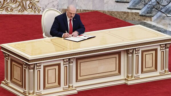 Alexander Lukashenko tại lễ khánh thành ở Minsk - Sputnik Việt Nam