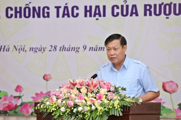 Thời bình vẫn chết nhiều: Việt Nam bắt đầu phạt tiền hành vi xúi giục, ép uống rượu bia Thời bình vẫn chết nhiều: Việt Nam bắt đầu phạt tiền hành vi xúi giục, ép uống rượu bia - Sputnik Việt Nam