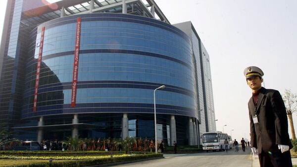 Tòa nhà của tập đoàn Trung Quốc SMIC ở Thượng Hải. - Sputnik Việt Nam