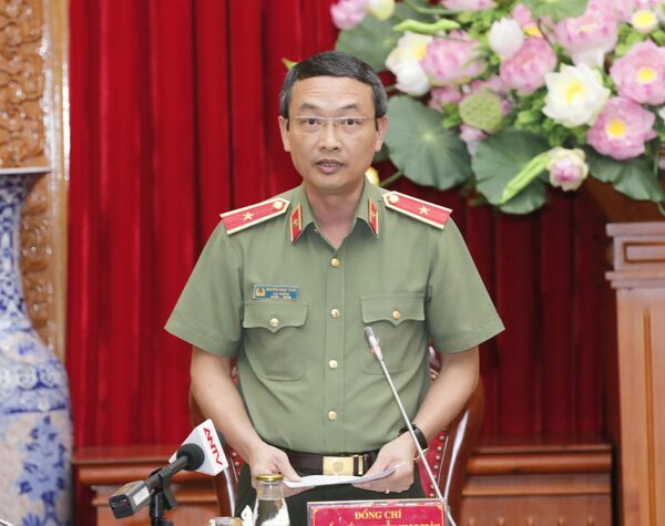 Bộ Công an nói về việc có tới 9 Thứ trưởng và Đại hội Đại biểu Đảng bộ Công an Trung ương Bộ Công an nói về việc có tới 9 Thứ trưởng và Đại hội Đại biểu Đảng bộ Công an Trung ương - Sputnik Việt Nam