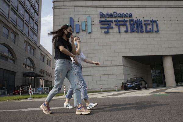 Cấm TikTok và WeChat là đi ngược lại luật lệ của WTO Cấm TikTok và WeChat là đi ngược lại luật lệ của WTO - Sputnik Việt Nam