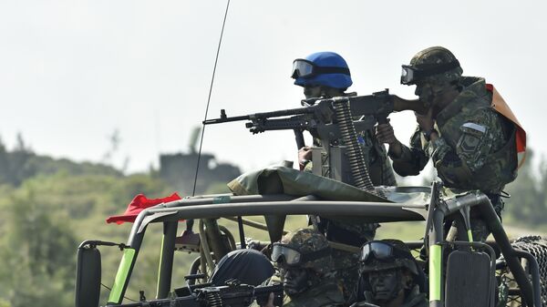 Lính Đài Loan vận hành súng máy - Sputnik Việt Nam