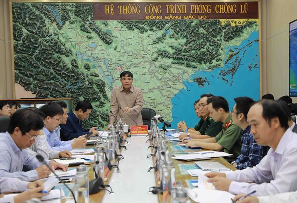Đã thấy bốn thi thể vụ sạt lở thủy điện Rào Trăng 3: Dùng Flycam, công nghệ tầm nhiệt Đã thấy bốn thi thể vụ sạt lở thủy điện Rào Trăng 3: Dùng Flycam, công nghệ tầm nhiệt - Sputnik Việt Nam