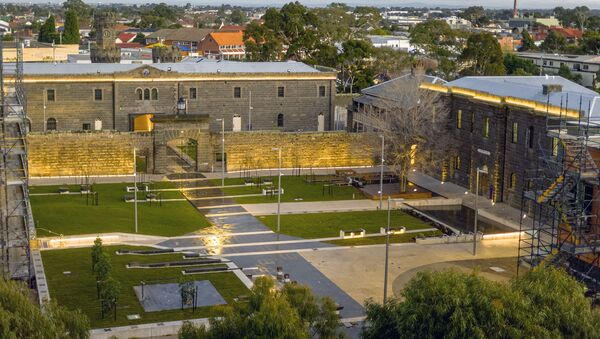 Nhà tù lịch sử HM Pentridge ở ngoại ô Coburg phía bắc Melbourne (Úc) đã được chuyển đổi thành rạp chiếu phim. - Sputnik Việt Nam