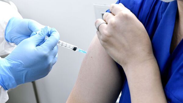 Tiêm vắc xin chống lại coronavirus. - Sputnik Việt Nam