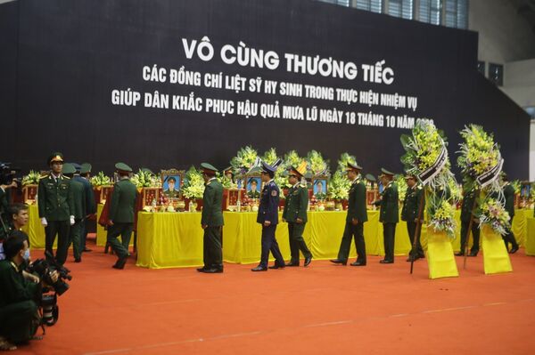Lễ truy điệu 22 liệt sĩ hy sinh ở Quảng Trị Lễ truy điệu 22 liệt sĩ hy sinh ở Quảng Trị - Sputnik Việt Nam