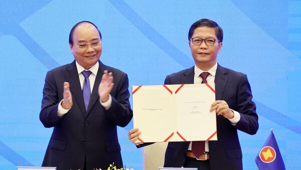 Thủ tướng Nguyễn Xuân Phúc, Chủ tịch ASEAN 2020 chứng kiến Lễ ký Hiệp định Đối tác Kinh tế Toàn diện Khu vực RCEP. - Sputnik Việt Nam