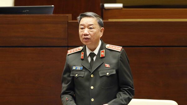 Bộ trưởng Bộ Công an Tô Lâm giải trình ý kiến của đại biểu Quốc hội nêu. - Sputnik Việt Nam