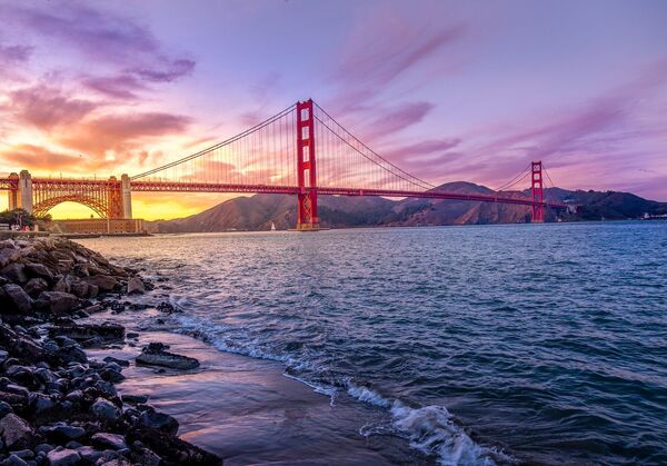 Cầu Cổng Vàng ở San Francisco, California - Sputnik Việt Nam