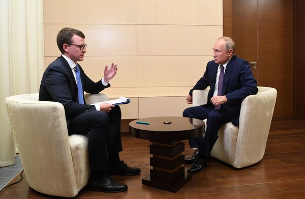 Ông Putin nói rằng mỗi câu chữ trong thỏa thuận về Karabakh là cả một cuộc đấu tranh Ông Putin nói rằng mỗi câu chữ trong thỏa thuận về Karabakh là cả một cuộc đấu tranh - Sputnik Việt Nam