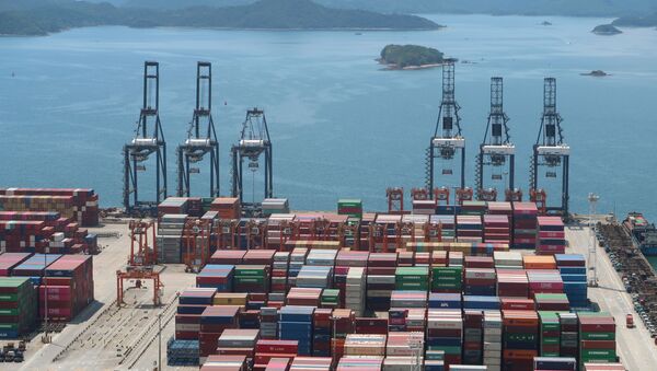 Cảng biển thương mại ở Trung Quốc. 17 tháng 5 năm 2020 - Sputnik Việt Nam