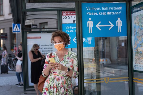 Người Thụy Điển mất niềm tin vào mô hình chống lại coronavirus của mình Người Thụy Điển mất niềm tin vào mô hình chống lại coronavirus của mình - Sputnik Việt Nam