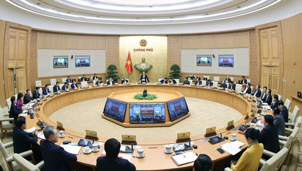 Thủ tướng Nguyễn Xuân Phúc chủ trì phiên họp Chính phủ thường kỳ tháng 11 năm 2020 - Sputnik Việt Nam