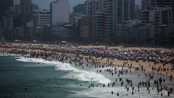 Bãi biển ở Rio de Janeiro, Brazil. - Sputnik Việt Nam