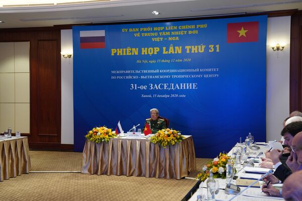 Trung tâm Nhiệt đới Nga-Việt: nghiên cứu quần đảo Trường Sa và hỗ trợ người dân vùng bị ảnh hưởng bão lụt Trung tâm Nhiệt đới Nga-Việt: nghiên cứu quần đảo Trường Sa và hỗ trợ người dân vùng bị ảnh hưởng bão lụt - Sputnik Việt Nam
