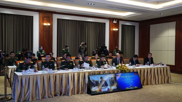 Ủy ban phối hợp liên Chính phủ về Trung tâm Nhiệt đới Nga-Việt đã tiến hành Phiên họp lần thứ 31.  - Sputnik Việt Nam