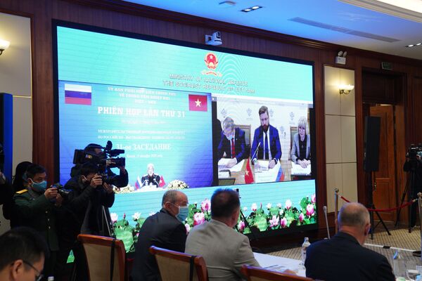 Trung tâm Nhiệt đới Nga-Việt: nghiên cứu quần đảo Trường Sa và hỗ trợ người dân vùng bị ảnh hưởng bão lụt Trung tâm Nhiệt đới Nga-Việt: nghiên cứu quần đảo Trường Sa và hỗ trợ người dân vùng bị ảnh hưởng bão lụt - Sputnik Việt Nam