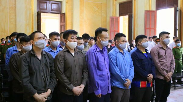 Các bị cáo nghe tuyên án ngày 16/12/2020. - Sputnik Việt Nam