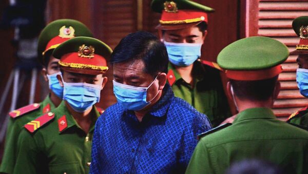 Bị cáo Đinh La Thăng tại phiên tòa ngày 16/12/2020. - Sputnik Việt Nam