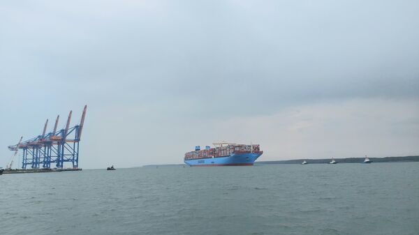 Siêu tàu chở container Margrethe Maersk trên trên sông Thị Vải – Cái Mép. - Sputnik Việt Nam