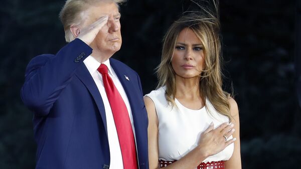 Tổng thống Mỹ Donald Trump với phu nhân Melania tại Washington trong lễ kỷ niệm Ngày Độc lập của Mỹ. - Sputnik Việt Nam