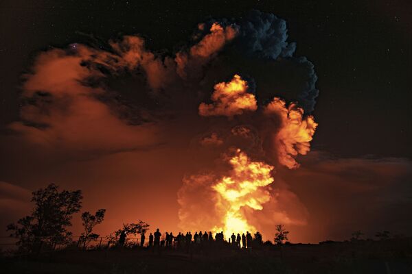 Núi lửa Kilauea phun trào ở Hawaii - Sputnik Việt Nam