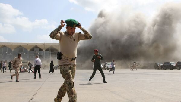 Vụ nổ ở sân bay Aden (Yemen). - Sputnik Việt Nam