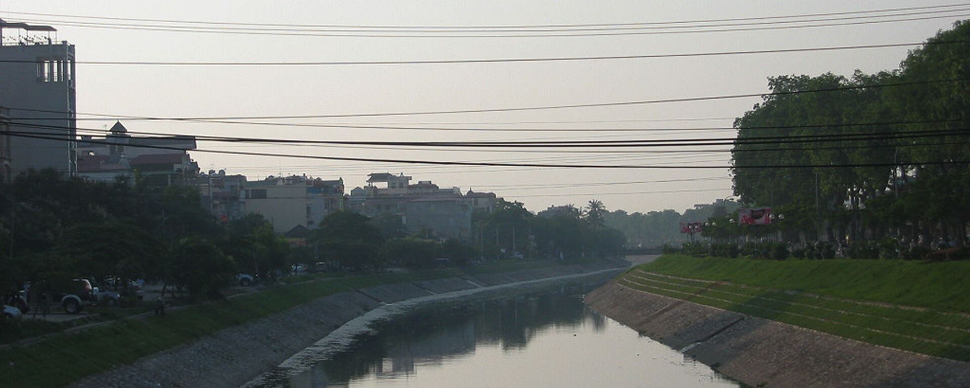 Sông Tô Lịch, đoạn chảy qua quận Cầu Giấy, Hà Nội. - Sputnik Việt Nam, 1920, 06.01.2021