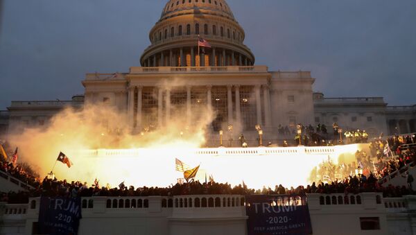 Vụ nổ bên ngoài tòa nhà Quốc hội ở Washington - Sputnik Việt Nam
