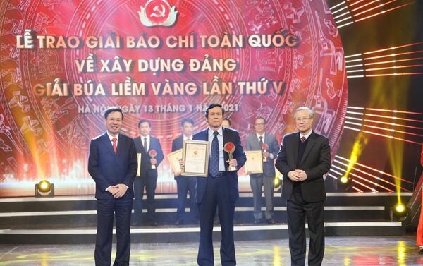 Thông tấn xã Việt Nam đoạt Giải A Giải Búa liềm vàng lần thứ V - năm 2020 - Sputnik Việt Nam
