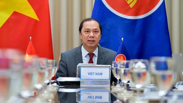 Thứ trưởng Ngoại giao Nguyễn Quốc Dũng phát biểu tại Hội nghị. - Sputnik Việt Nam