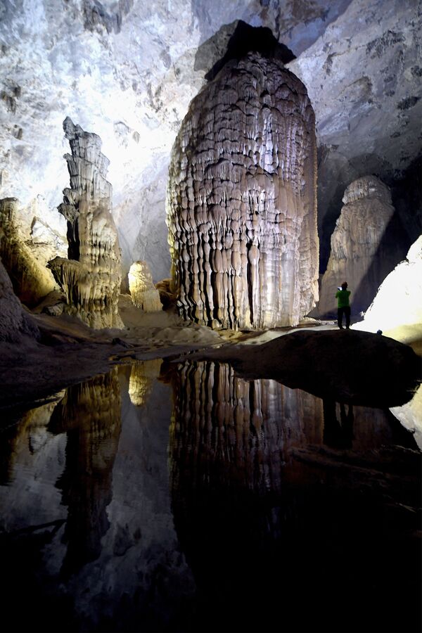 Du khách trong hang động lớn nhất thế giới- Sơn Đoòng, Việt Nam - Sputnik Việt Nam