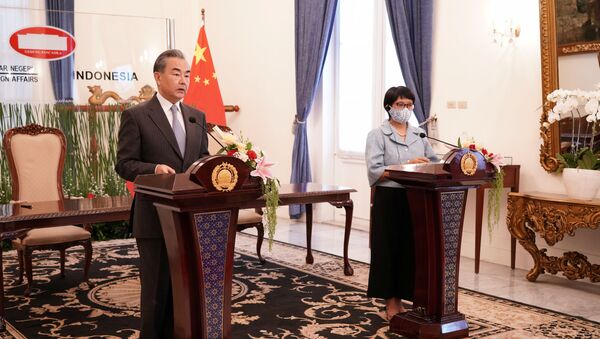 Bộ trưởng Ngoại giao Trung Quốc Vương Nghị thăm Indonesia - Sputnik Việt Nam