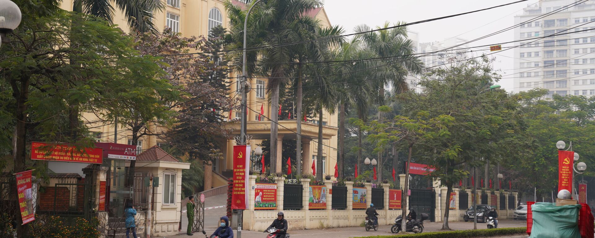 Đường phố Hà Nội trang hoàng chào mừng Đại hội ĐCSVN lần thứ 13  - Sputnik Việt Nam, 1920, 24.05.2022